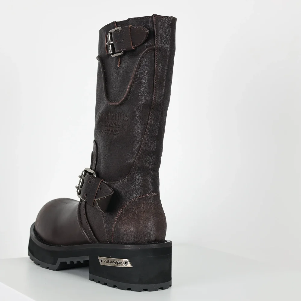 Balenciga 25FWVenom hohe Stiefel im Motorrad-Punk-Stil mit Martin-Schnalle und großen Stiefeln mit dicker Sohle Braun – Bild 11