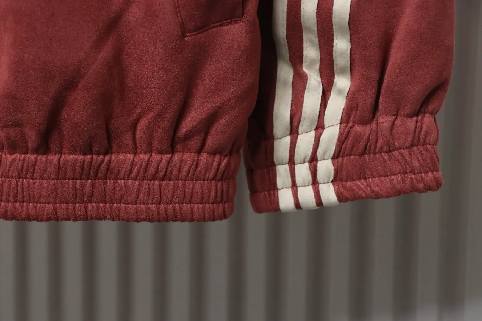 Clover Neue chinesische Wildleder-Tang-Anzugjacke – Bild 5