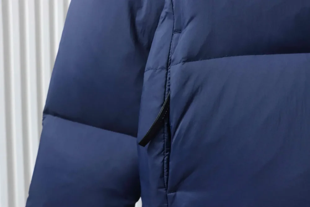 Daunenjacke mit großem Karomuster und Stehkragen XXL – Bild 10