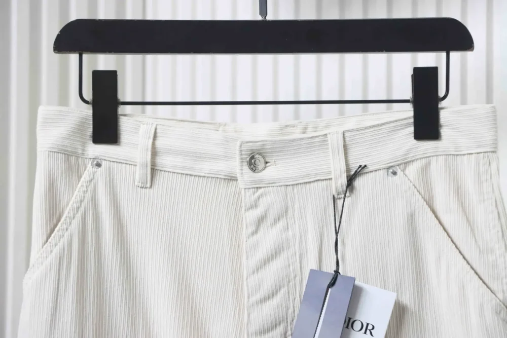 Einfarbige Cordhose – Bild 4