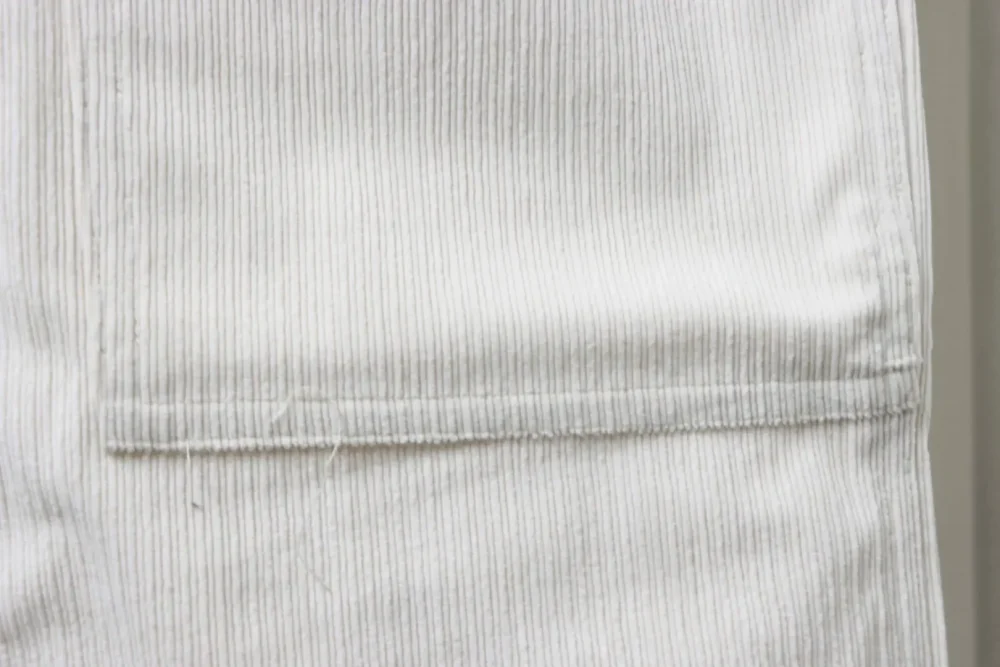 Einfarbige Cordhose – Bild 7