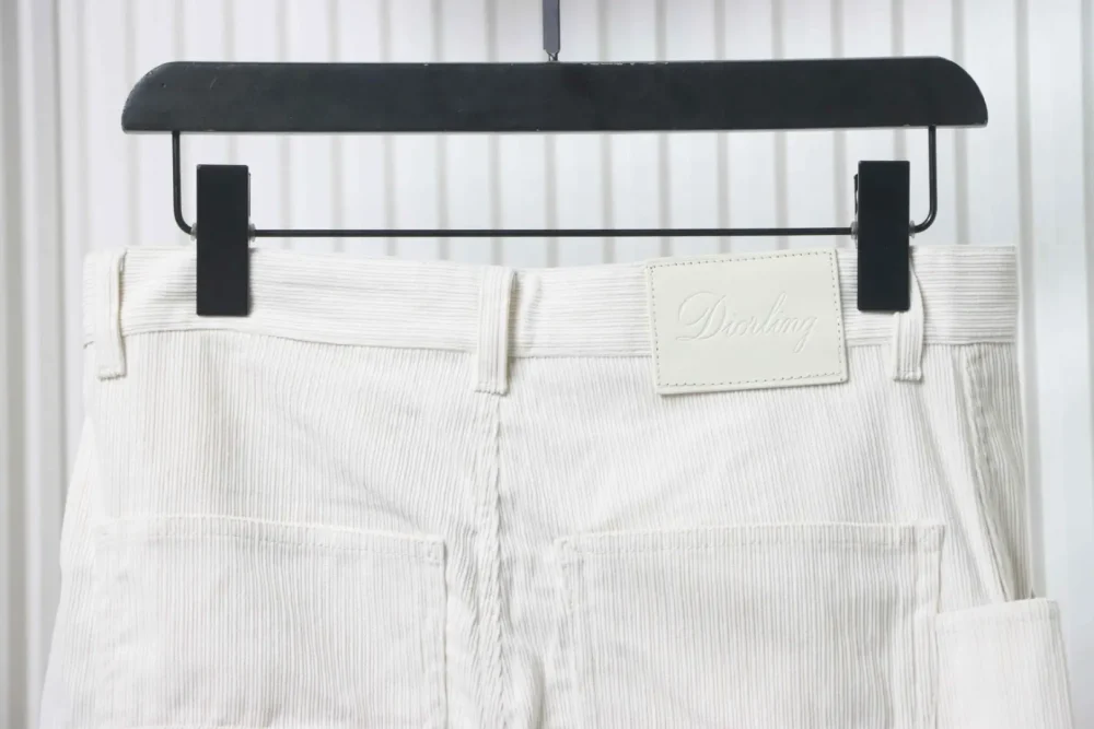 Einfarbige Cordhose – Bild 3