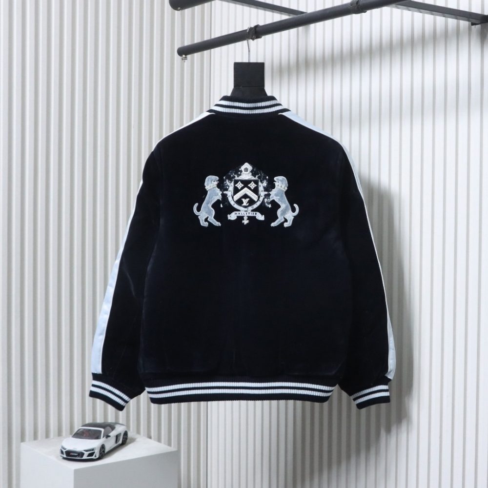 Jacke aus Perlensamt – Bild 2