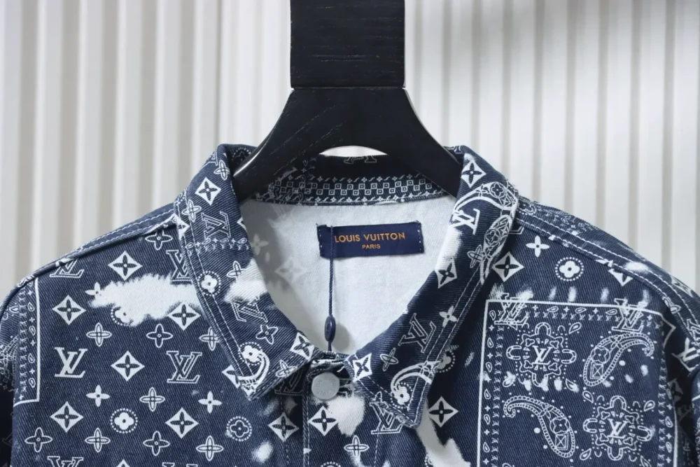 Jeansjacke mit Mosaikmuster Top-Version – Bild 3