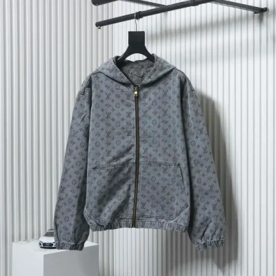 Jeansjacke mit durchgehendem Monogramm-Jacquardmuster, Kapuze und Reißverschluss