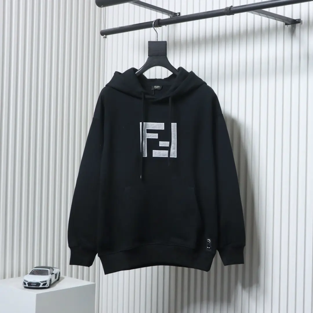 Kapuzenpullover mit 3D-Mesh-Design und gesticktem Doppel-F-Logo
