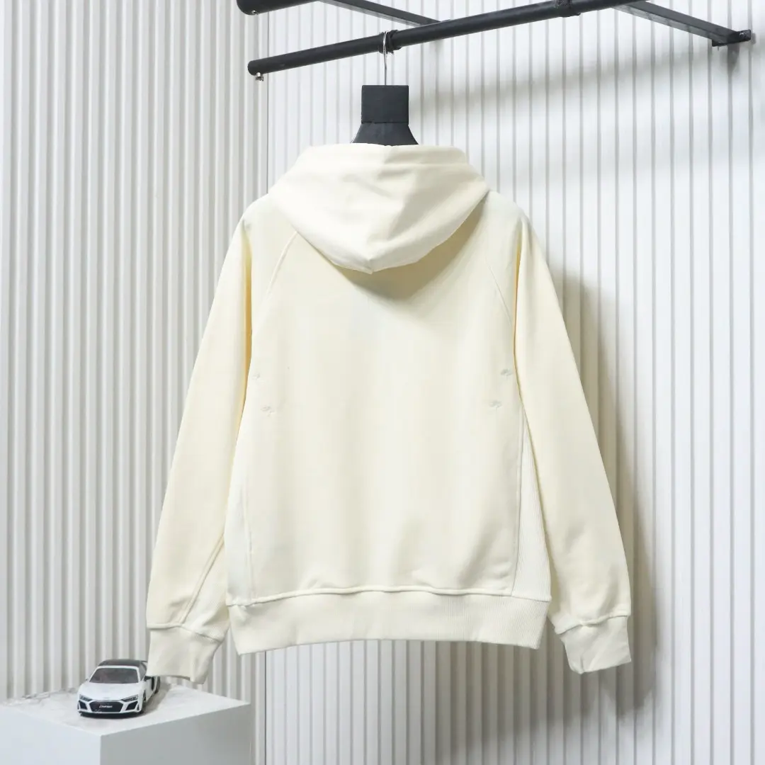 Kapuzenpullover mit gesticktem Buchstabenslogan – Bild 2