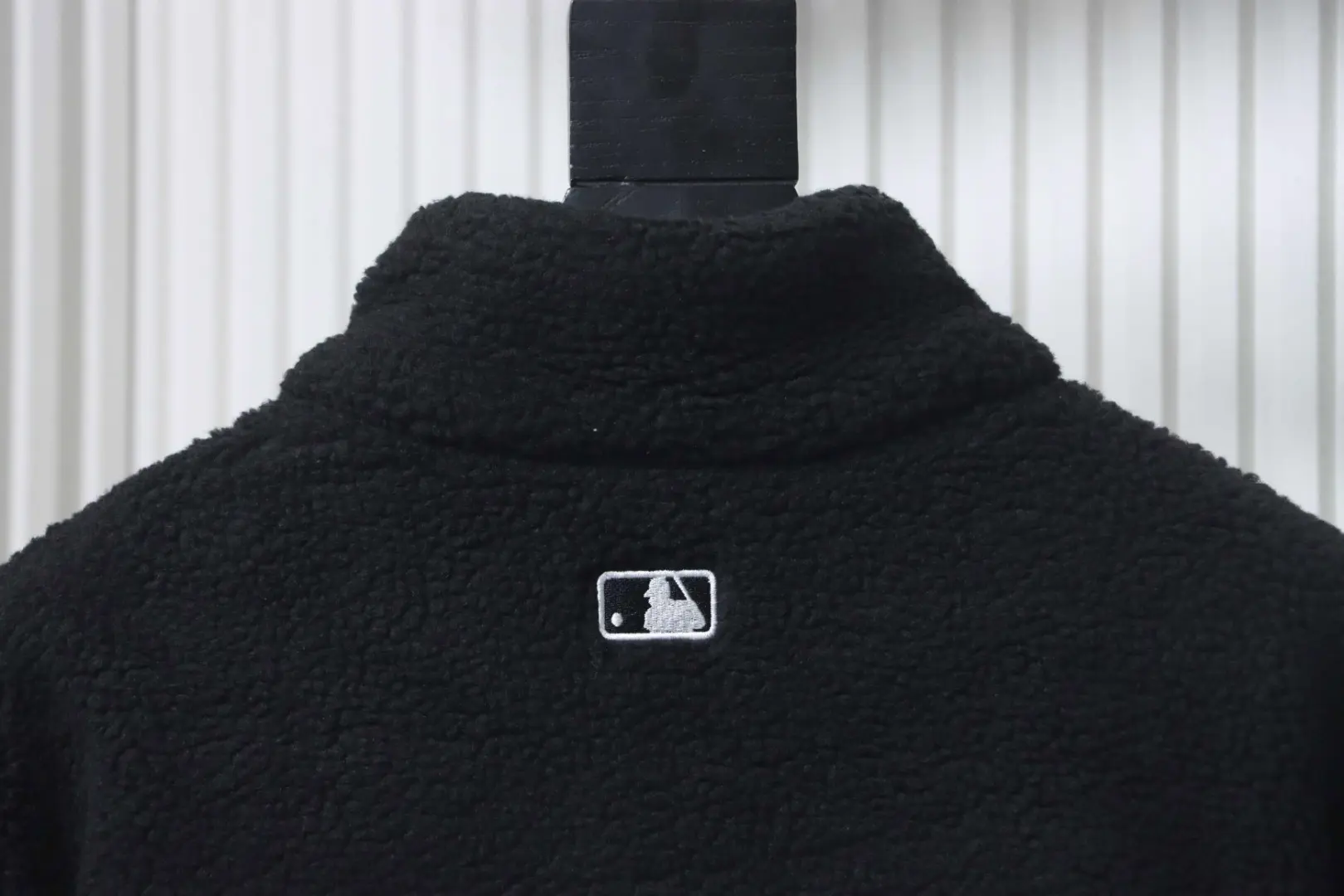 Klassische MLB-Lammwolljacke mit gesticktem Logo XXL – Bild 4