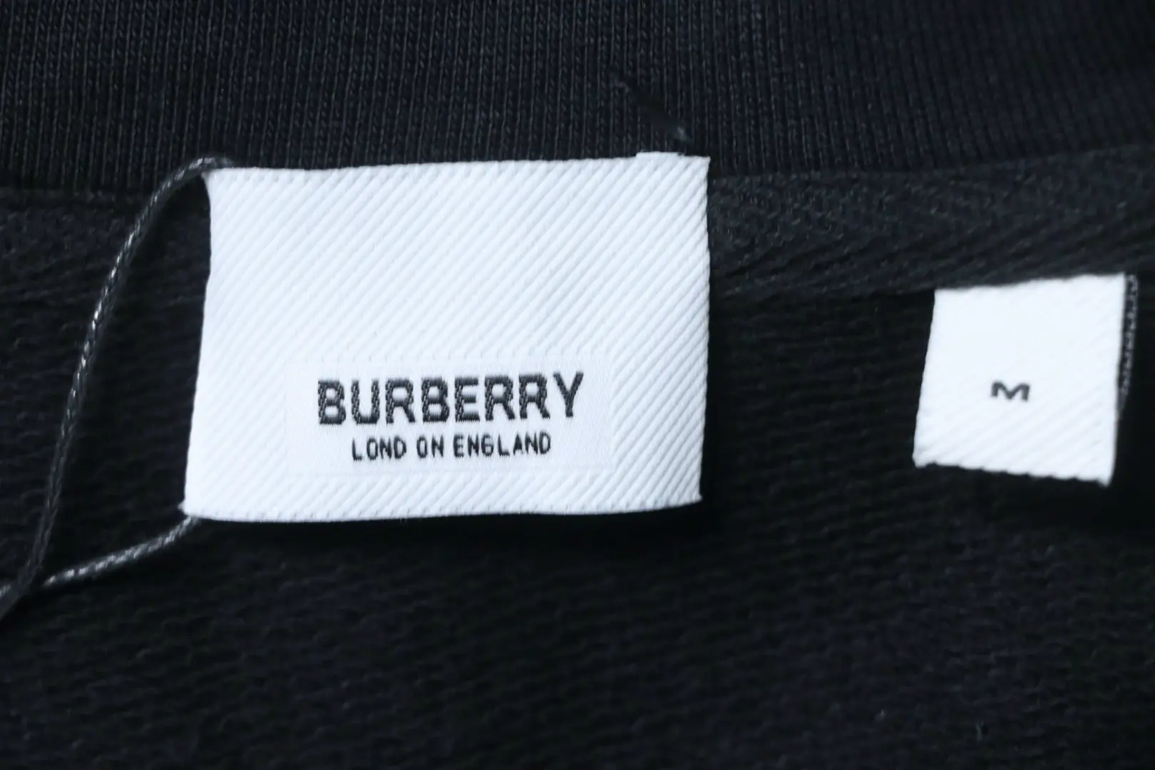 Karierte Sweatshirtjacke mit Kapuze und Reißverschluss – Bild 9