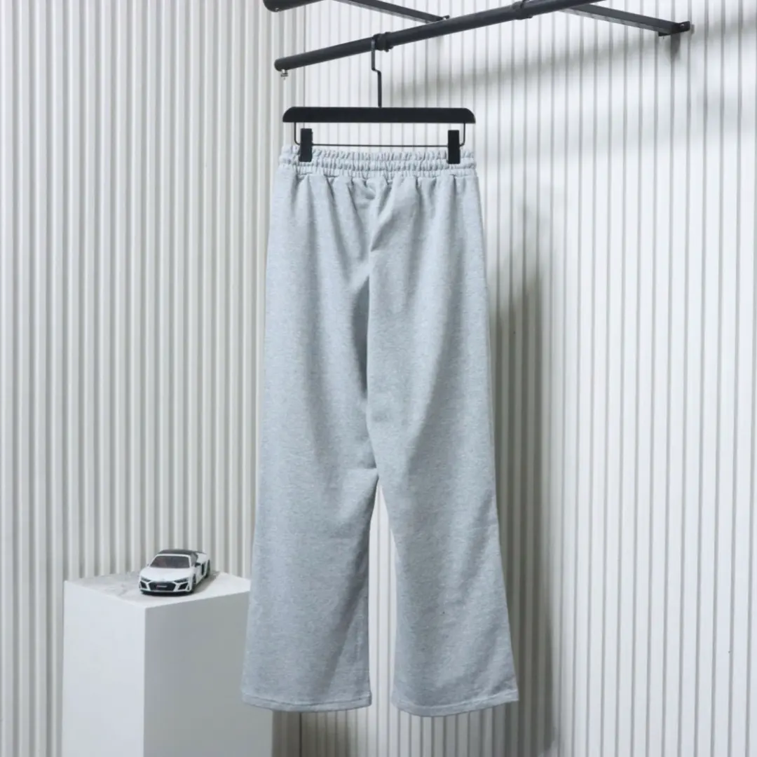 L0,ewe x ON Angpao Co-Branding-Hose – Bild 13