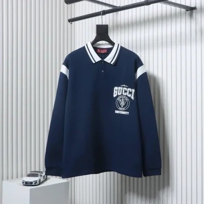 Langärmliges Poloshirt mit Buchstabenstickerei am Revers