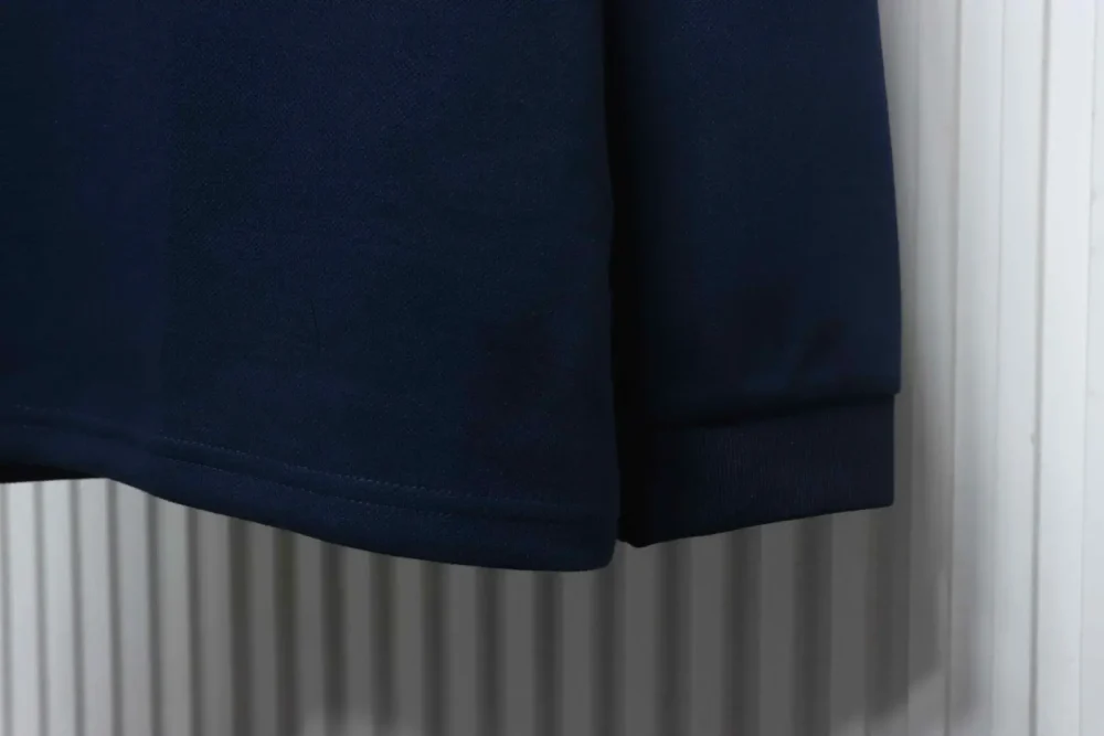 Langärmliges Poloshirt mit Buchstabenstickerei am Revers – Bild 6