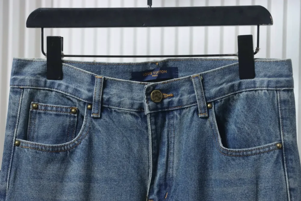 Overalls aus Jeans mit Prägung XXL – Bild 3