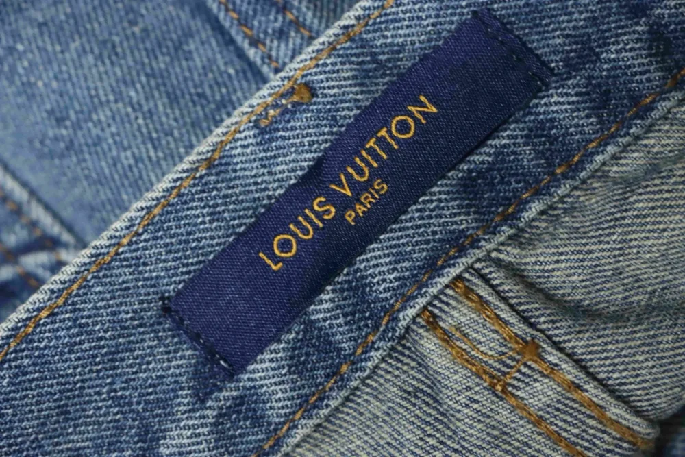 Overalls aus Jeans mit Prägung XXL – Bild 10