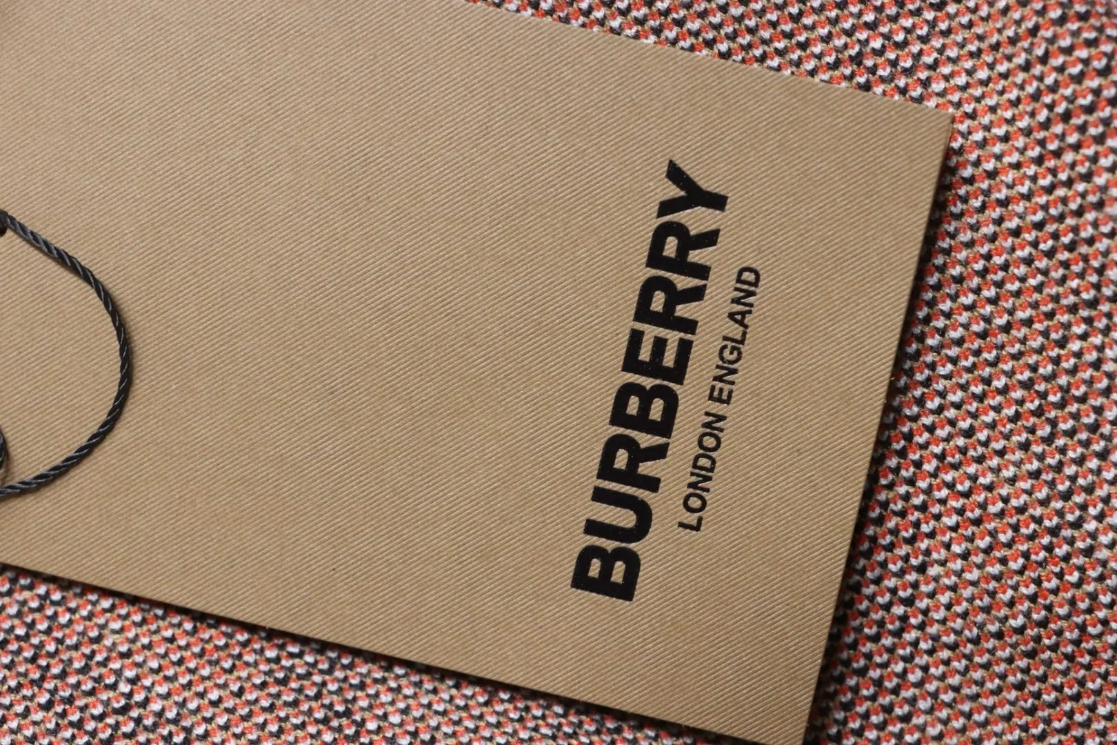 Rundhals-Strickpullover aus Twill mit Karomuster – Bild 9