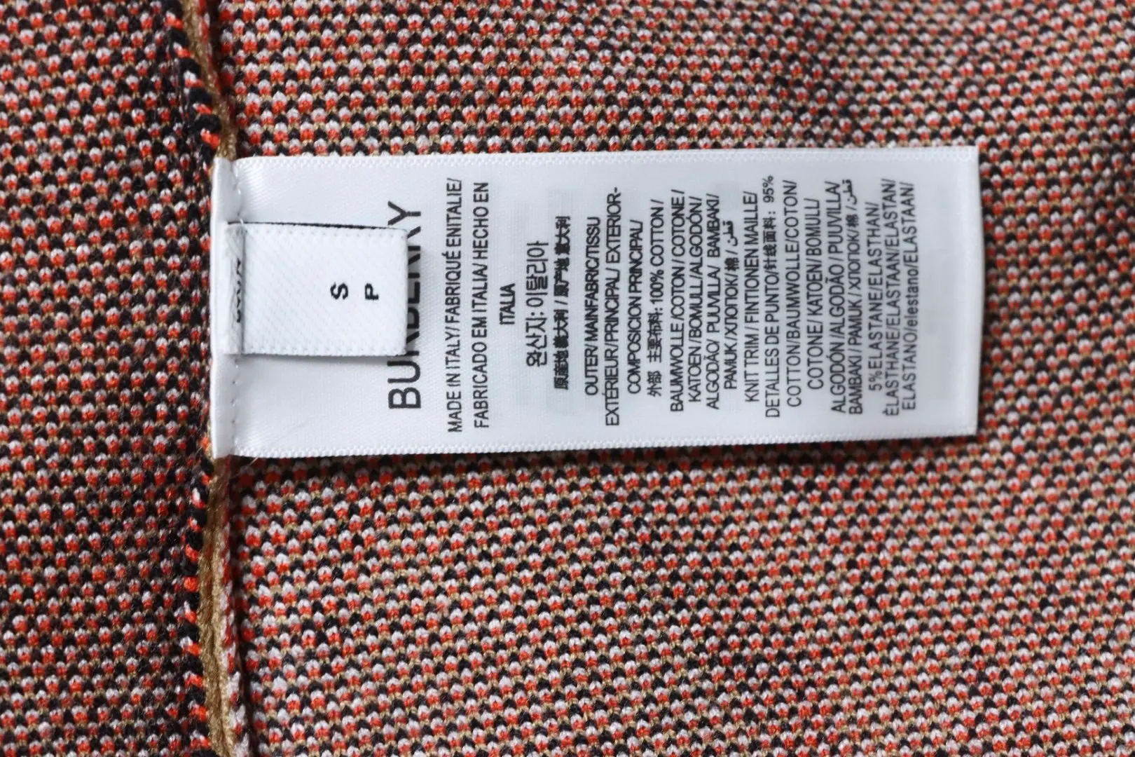 Rundhals-Strickpullover aus Twill mit Karomuster – Bild 8