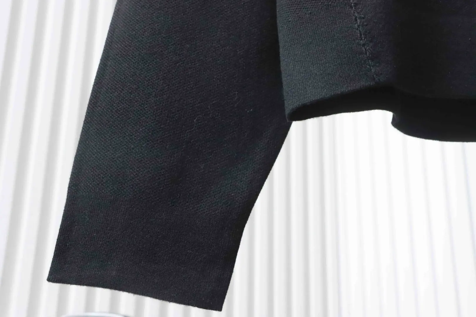 Strickjacke mit besticktem Logo – Bild 7