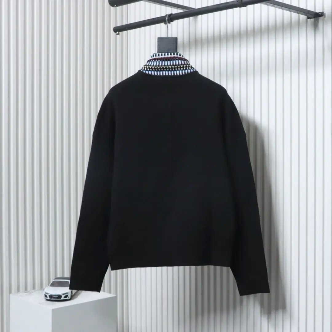 Strickjacke mit besticktem Logo – Bild 2