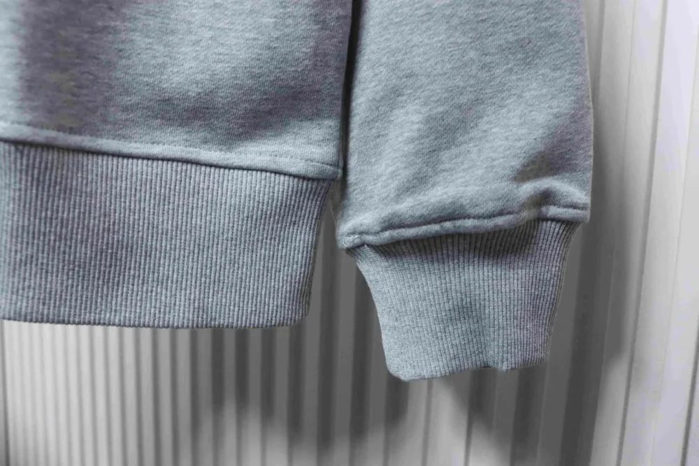 Sweatshirt mit Handtuch-Logo-Revers und Stickerei – Bild 6
