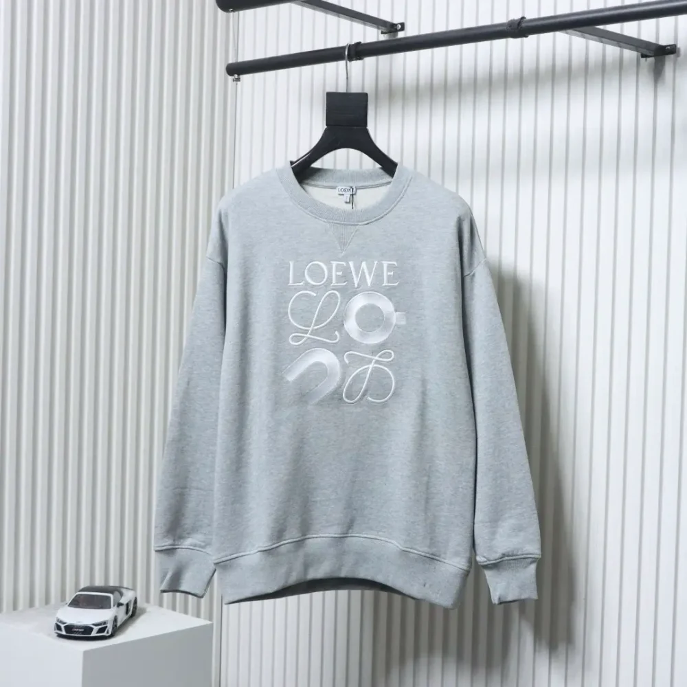 Sweatshirt mit aufgesticktem Buchstabenlogo von L.0ewe & On – Bild 11