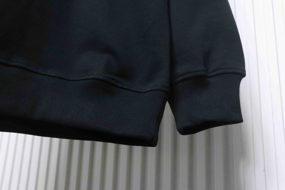 Sweatshirt mit aufgesticktem Signatur-Logo – Bild 6