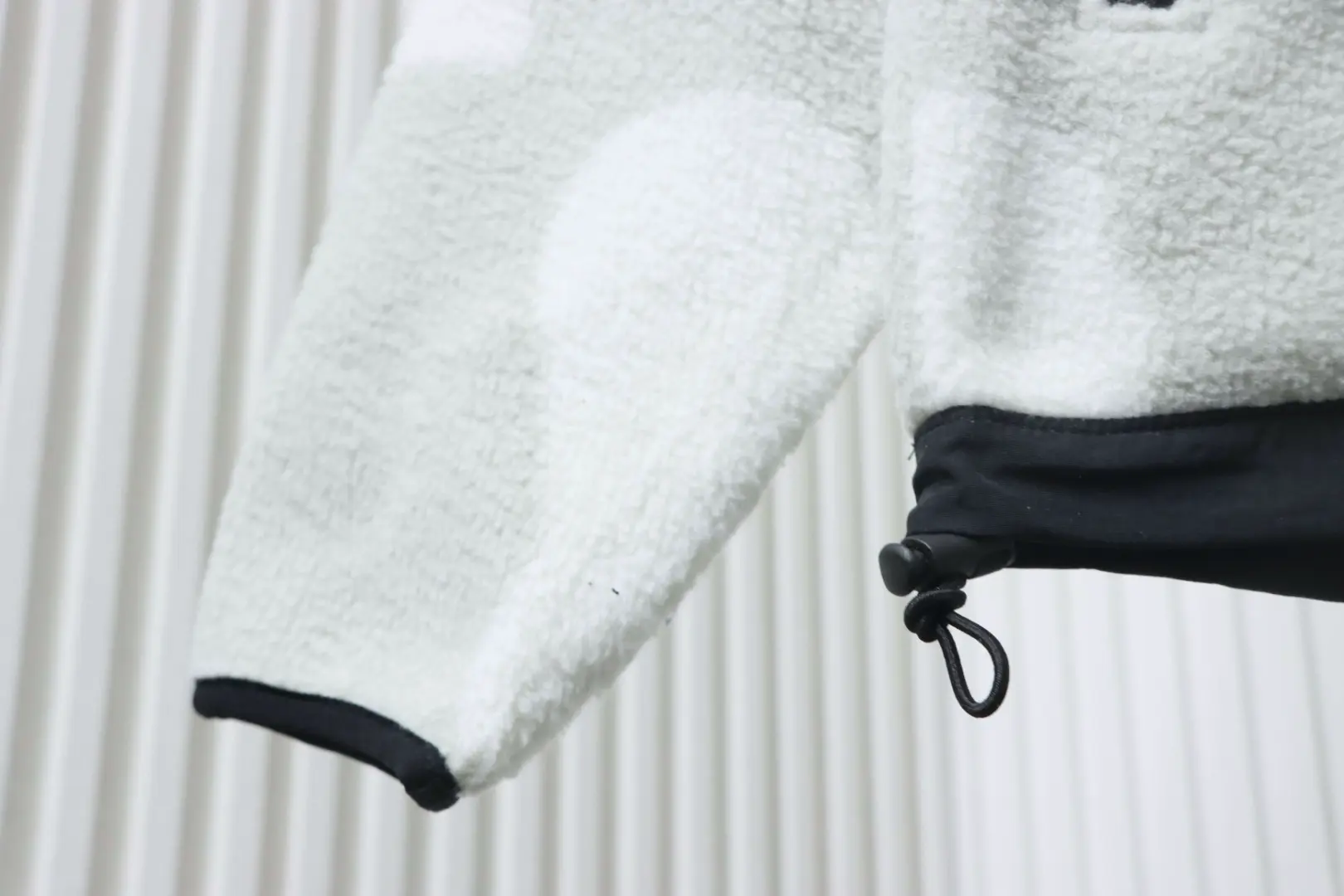 TNF The North Face 1995 bedruckte Fleecejacke mit Reißverschluss und Farbblockdesign – Bild 5