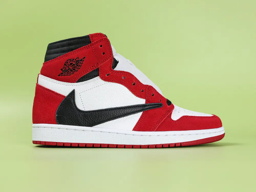 Travis Scott x Air Jordan 1 Chicago