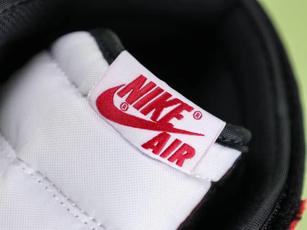 Air Jordan 1 Retro High Chicago Top-Version Reps – Bild 31