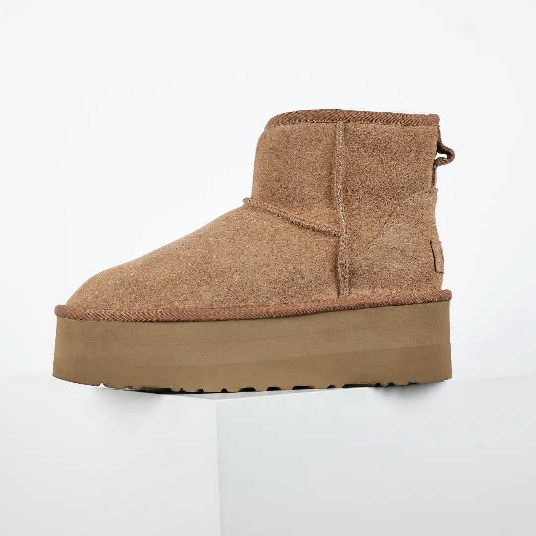 UGG Mini Mid-Tank Plateau 5,08 cm Kastanie – Bild 5