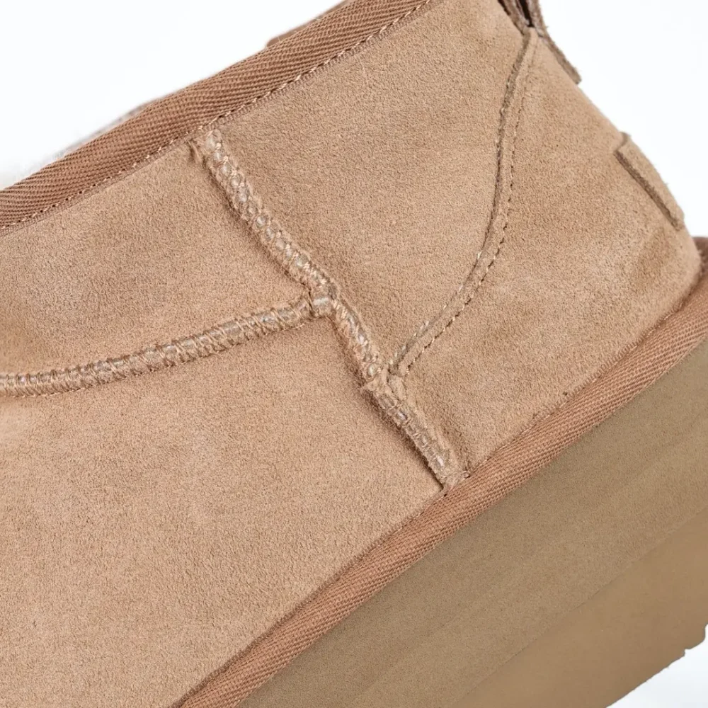 UGG Sand Mini Plateau-Kurzschuhe – Bild 11
