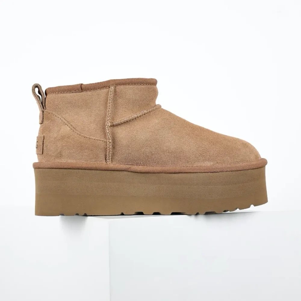 UGG Sand Mini Plateau-Kurzschuhe – Bild 5