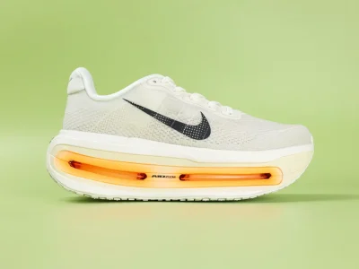 Vomero Premium 'Sail Total Orange'