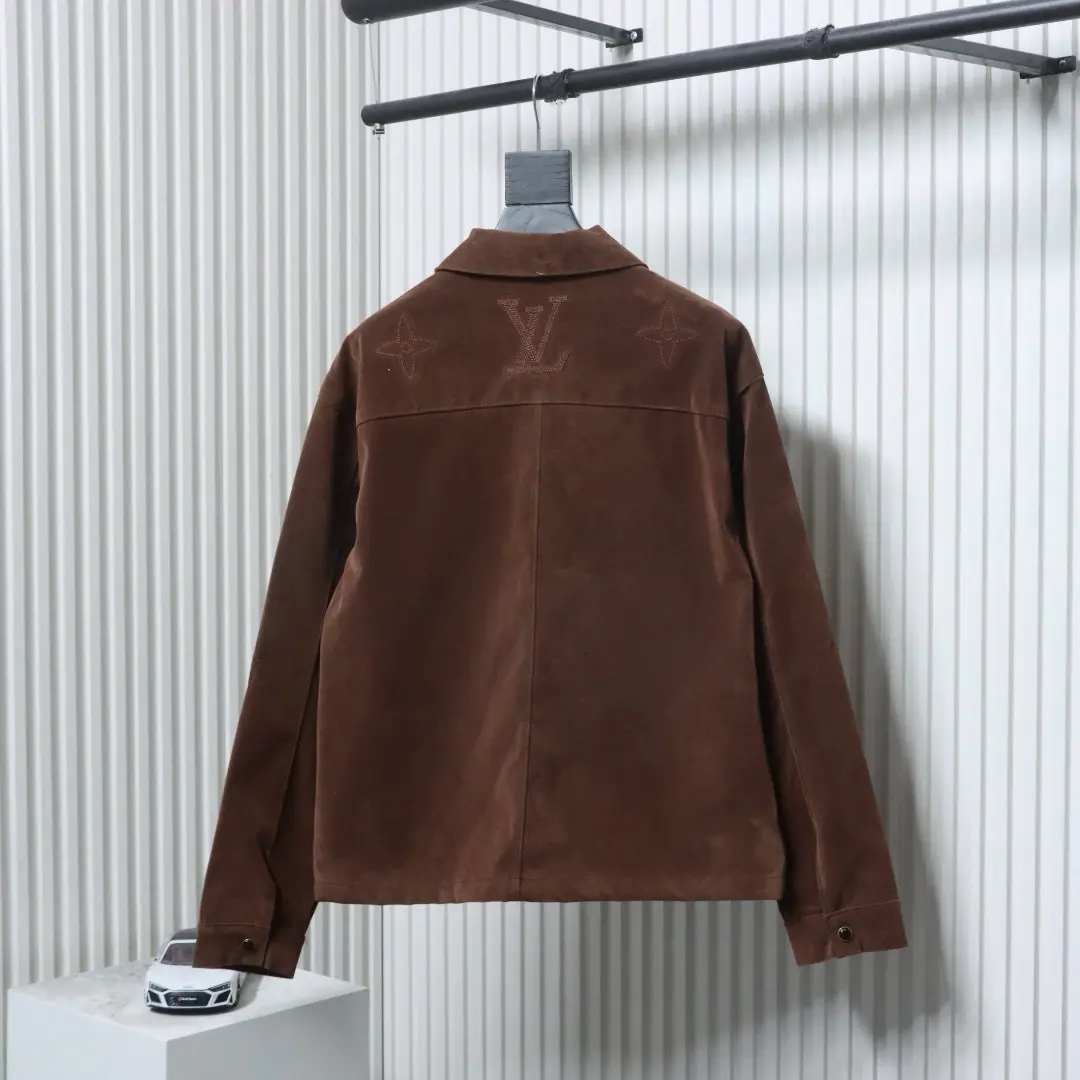 Wildlederjacke mit großer Blumenstickerei – Bild 2