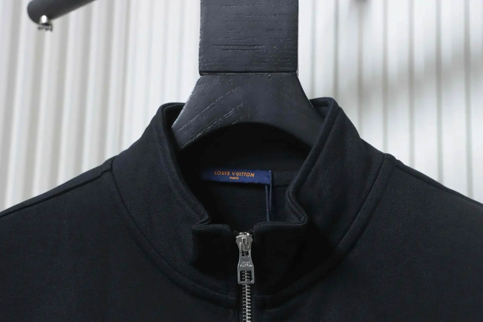 Anzugjacke mit Vier-Blumen-Stickerei – Bild 3