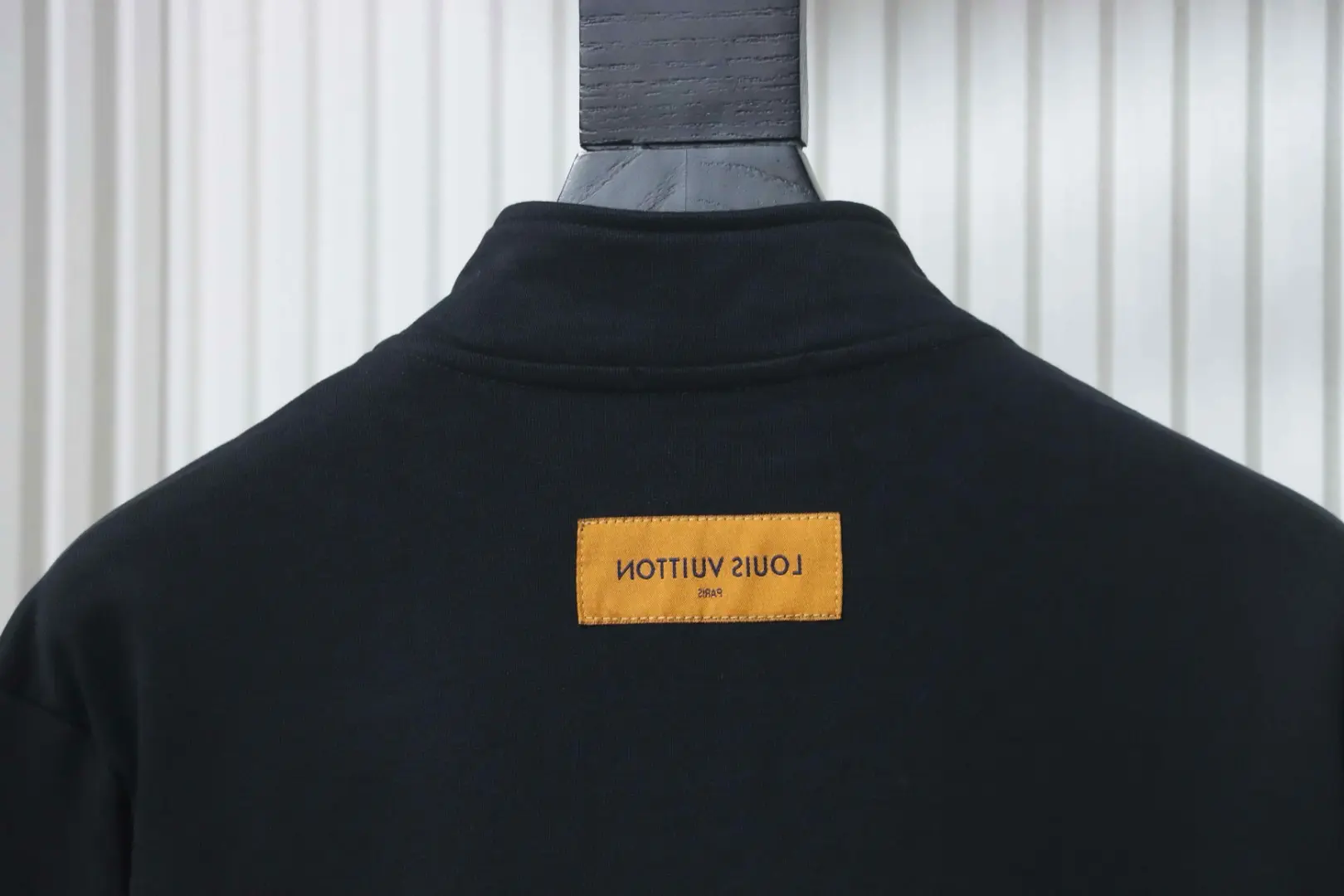 Anzugjacke mit Vier-Blumen-Stickerei – Bild 4