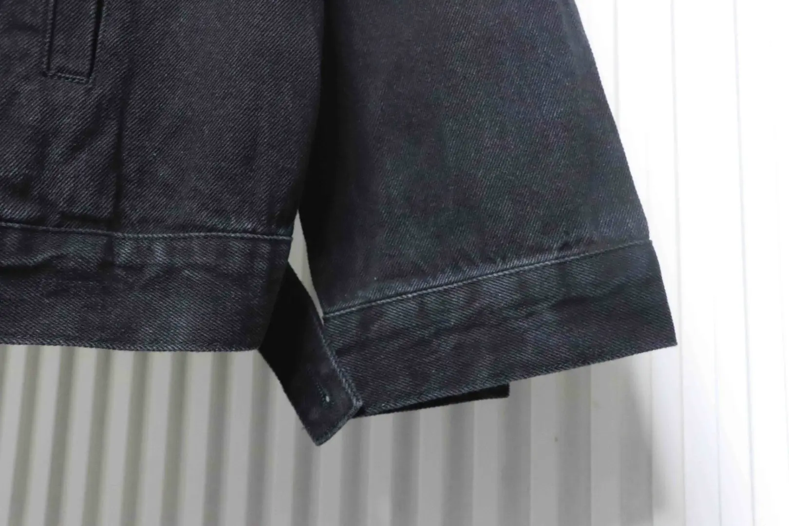 Balenciaga BLCG 23SS Washed Sanskrit Eiffel Tower Denimjacke – Bild 5