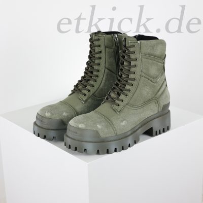 Balenciaga Strike Plateau-Kampfstiefel, Used-Look in Militärgrün