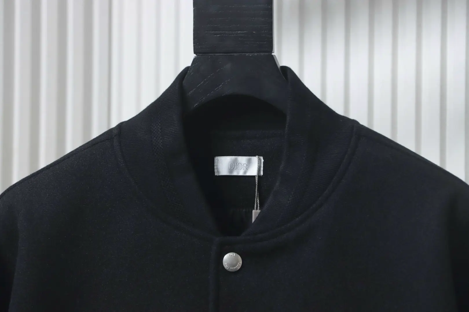 Baseballjacke mit Buchstabenstickerei im Patchwork-Stil – Bild 3