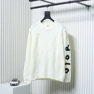 Bestickter Pullover mit Dinosaurierstuhl-Motiv und Rundhalsausschnitt