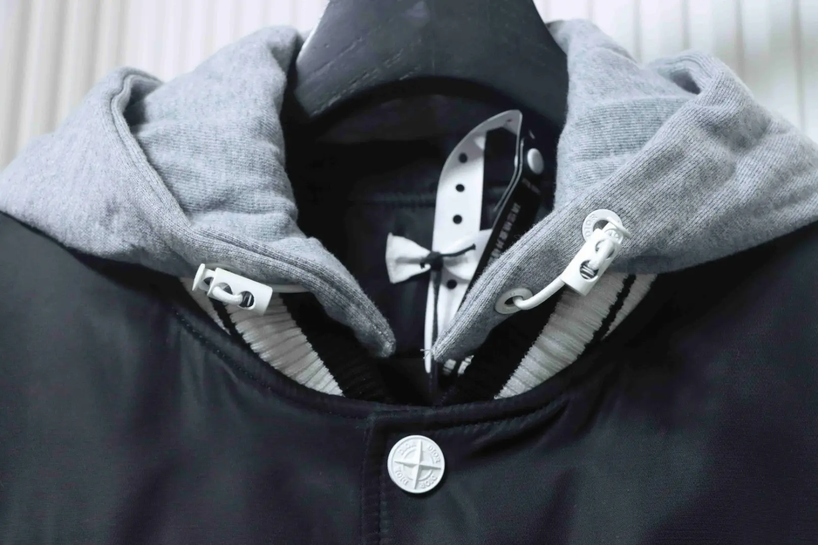 CD X S Collaboration Pilot Kapuzen-Steppjacke – Bild 5