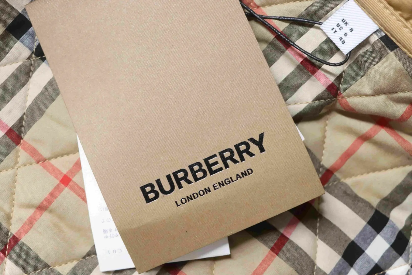 Gesteppte Stalljacke mit Cordkragen – Bild 10