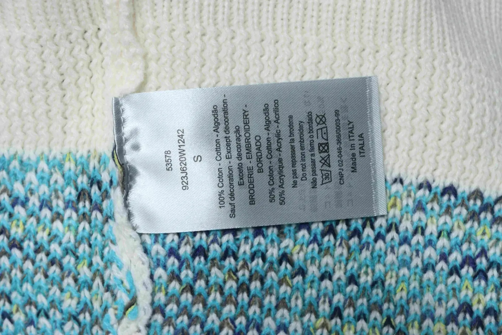 Klassischer Pullover mit Monogramm-Jacquardmuster und Rundhalsausschnitt – Bild 10