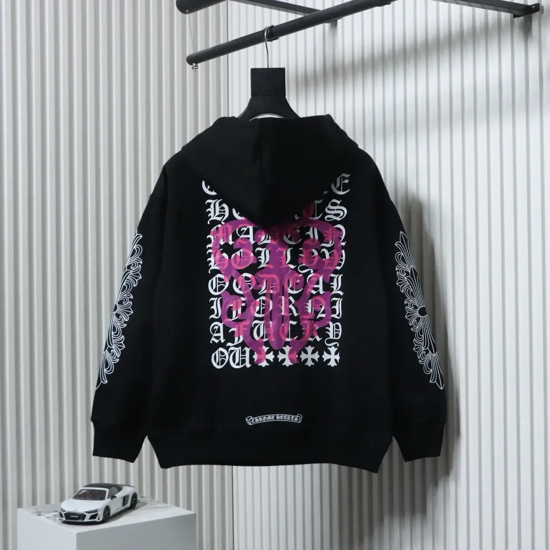 Klassischer lila Kapuzenpullover mit Schwert-, Sanskrit-Hand- und Kreuzaufdruck – Bild 10