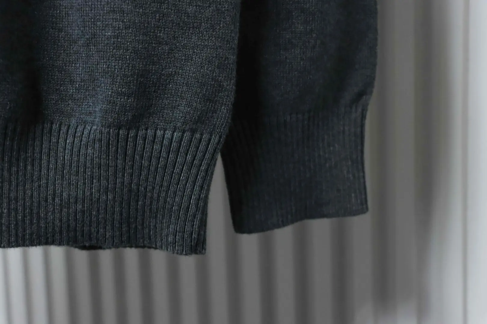 Moncler MC Strickpullover mit kleinem Logo und halbem Reißverschluss XXL – Bild 10