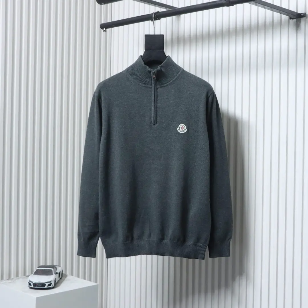 Moncler MC Strickpullover mit kleinem Logo und halbem Reißverschluss