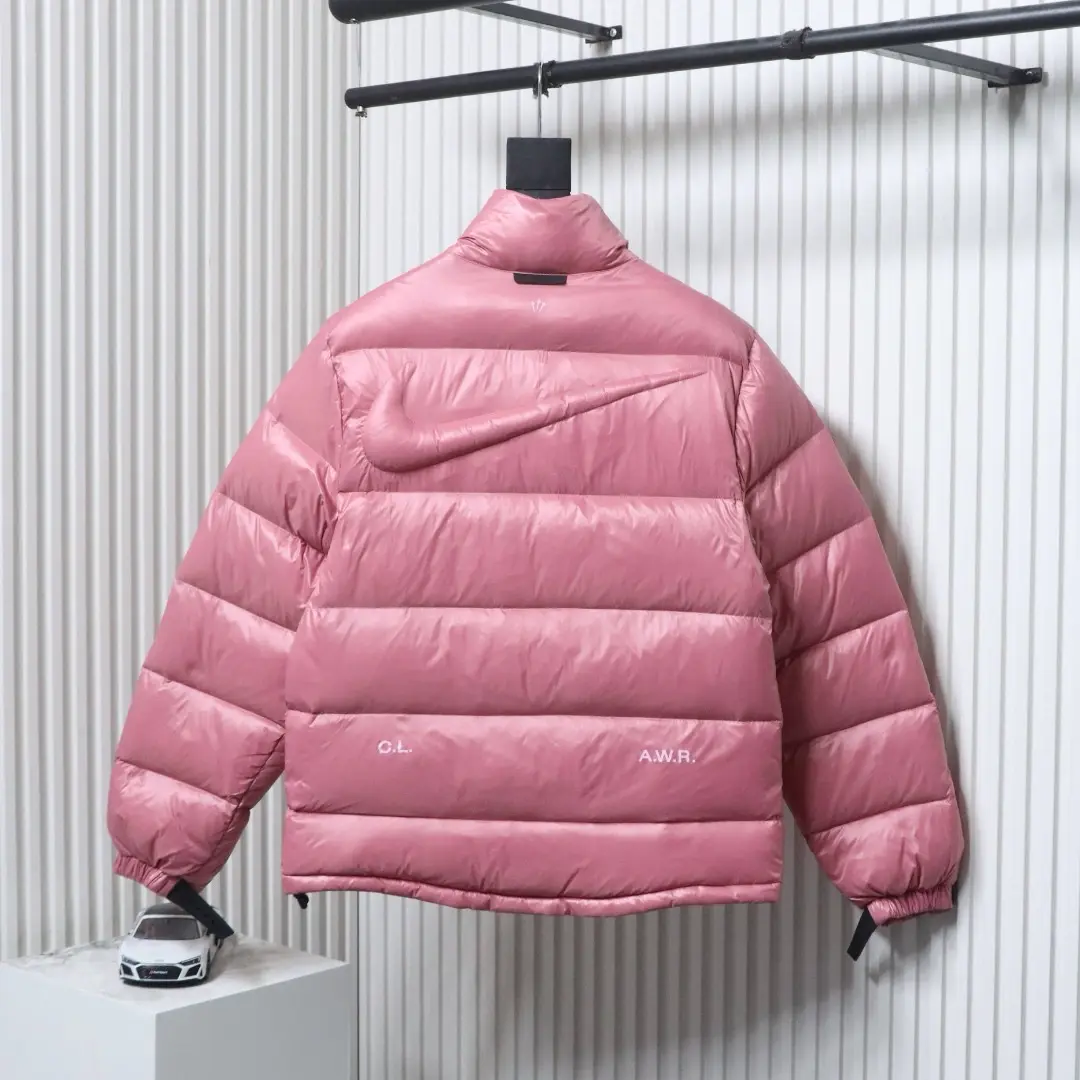 Nike x Drake Nocta Stehkragen-Daunenjacke – Bild 14