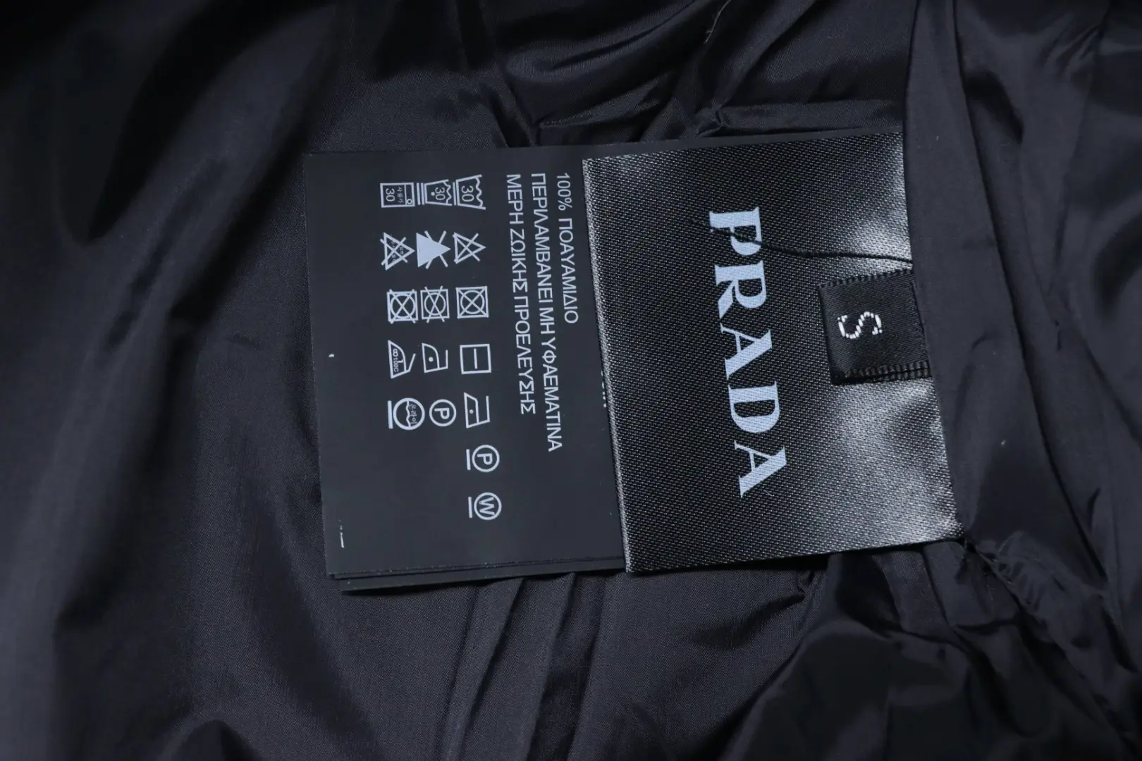 Rot gestreifte Daunenjacke S–XXL – Bild 8