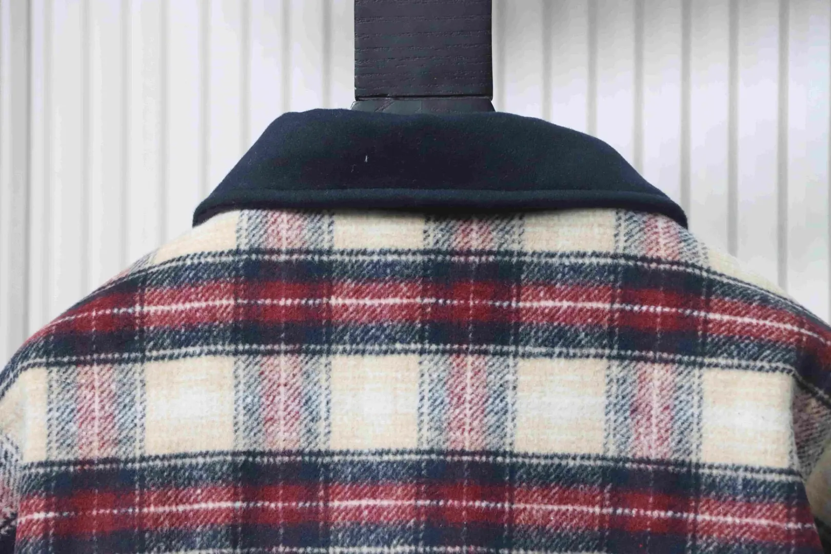 TB-Baseballjacke mit Patchwork-Karomuster und vier Streifen – Bild 4