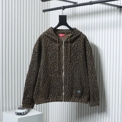 Thermojacke mit Kapuze und Reißverschluss, Leopardenmuster, Waffelpiqué