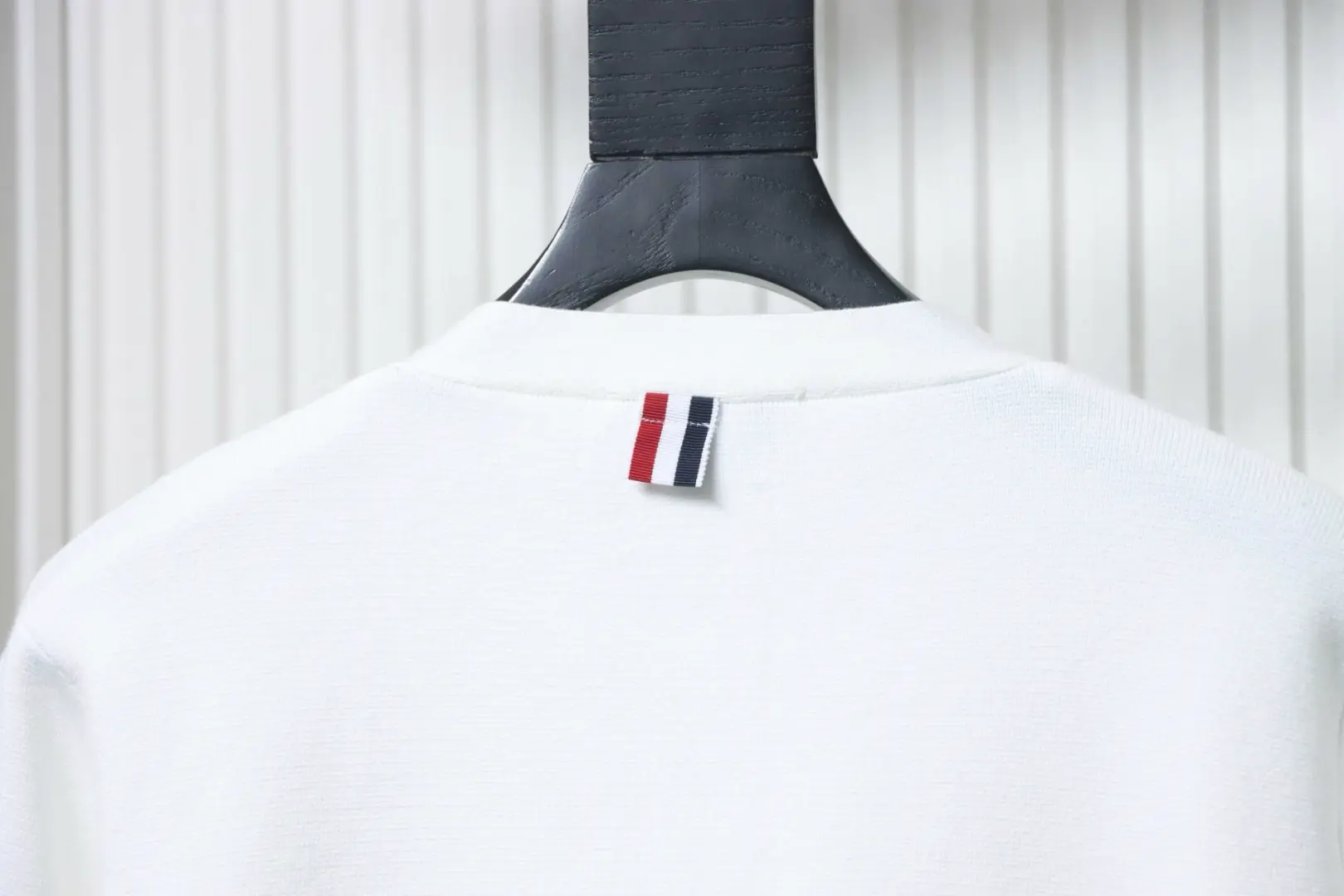 Tom Brown Wollstrickjacke, vorne kürzer und hinten länger – Bild 4